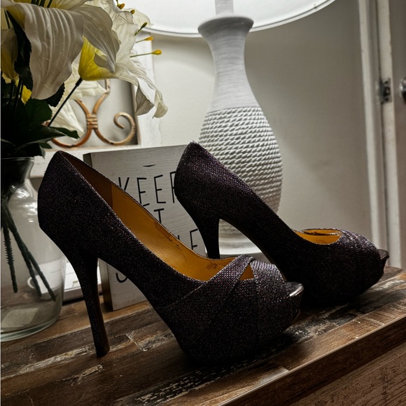 GUESS Glitter Heels - Picture 5 of 6